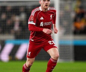 时隔4年铁卫再献传射，萨拉赫破门，利物浦3-1复仇狼队晋级八强