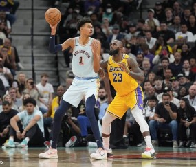 詹姆斯：MVP要求文班亚马需要提升持球能力